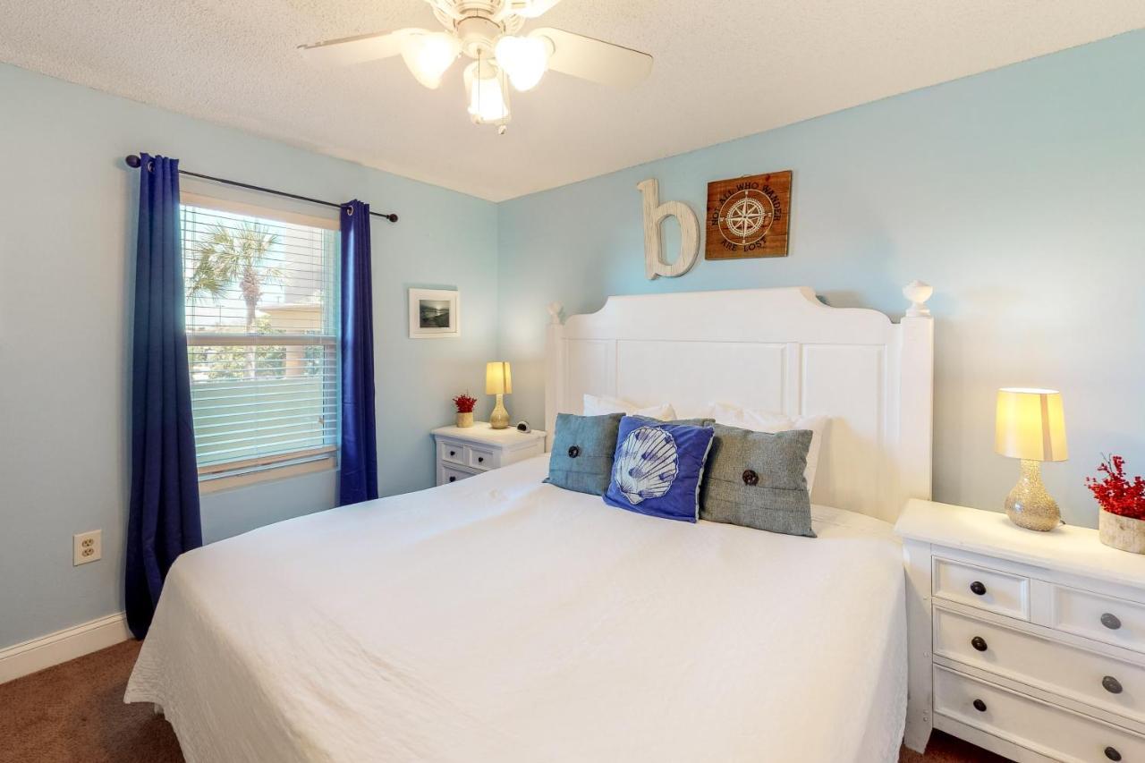 Pelican Beach Resort Destin Exterior photo